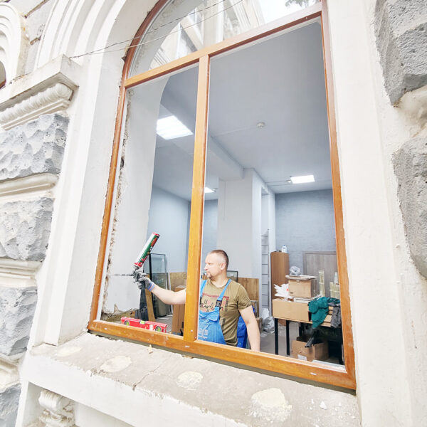 Встановлення металопластикових вікон Харків Встановлення металопластикових вікон Харків